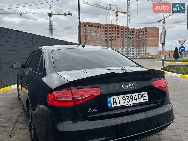Седан Audi A4 2014 в Ирпене