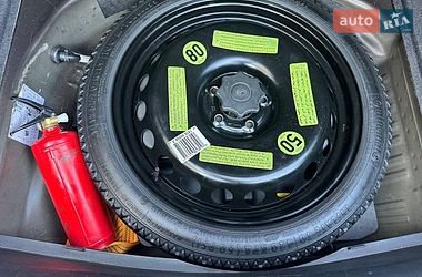 Седан Audi A4 2012 в Днепре