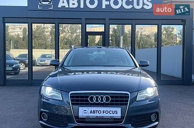 Седан Audi A4 2010 в Киеве