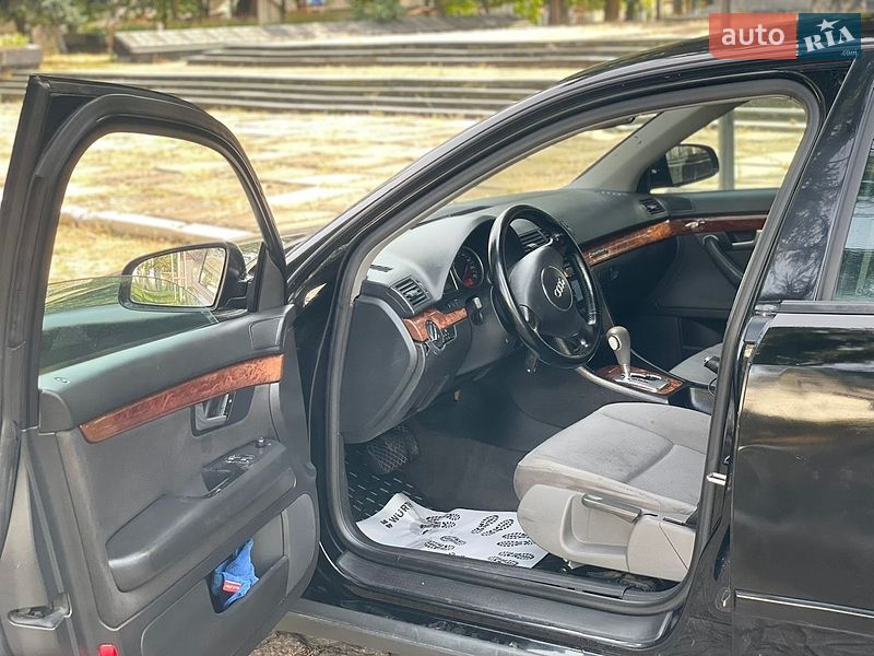 Седан Audi A4 2003 в Тульчине