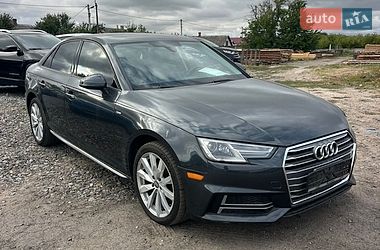 Седан Audi A4 2018 в Дубні