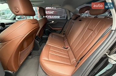 Седан Audi A4 2018 в Стрию