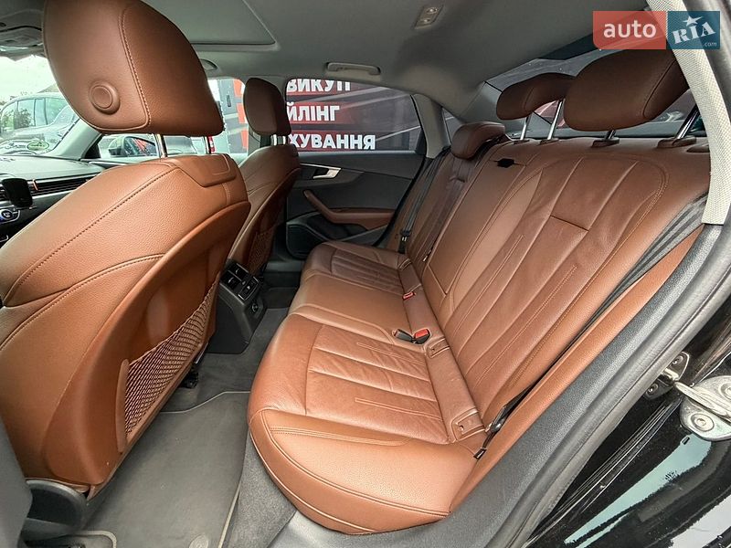 Седан Audi A4 2018 в Стрию