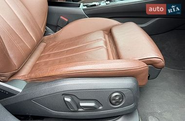 Седан Audi A4 2018 в Стрию