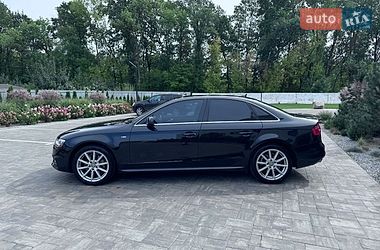 Седан Audi A4 2014 в Луцке