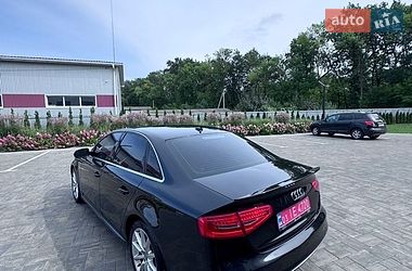 Седан Audi A4 2014 в Луцке