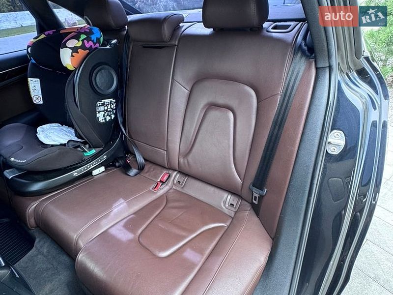 Седан Audi A4 2014 в Луцке