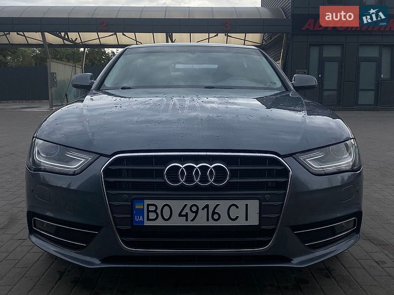 Седан Audi A4 2013 в Тернополі