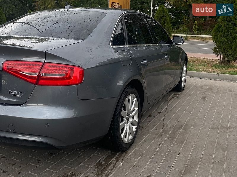 Седан Audi A4 2013 в Тернополі
