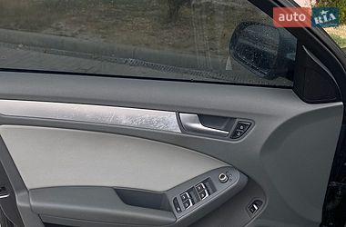 Седан Audi A4 2013 в Тернополе
