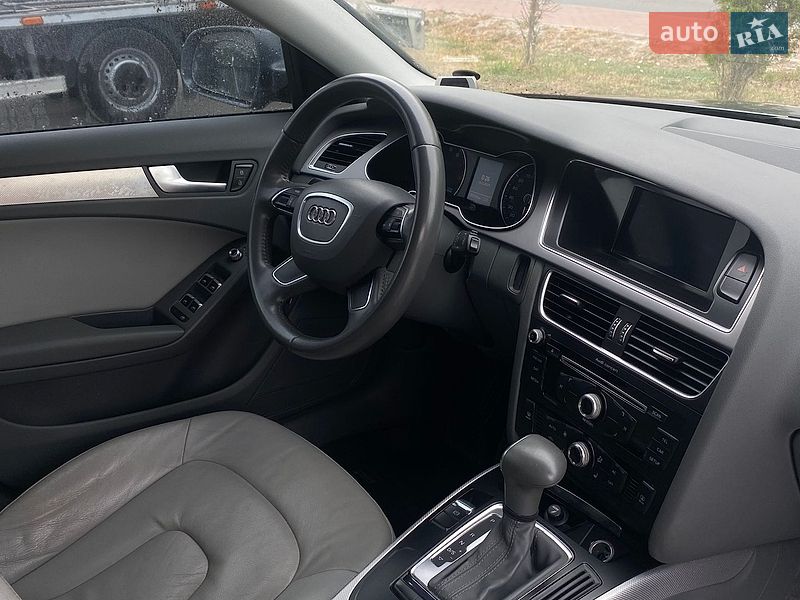 Седан Audi A4 2013 в Тернополі