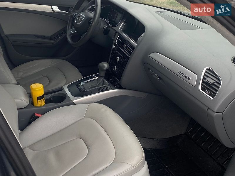 Седан Audi A4 2013 в Тернополі