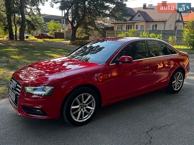 Седан Audi A4 2014 в Броварах