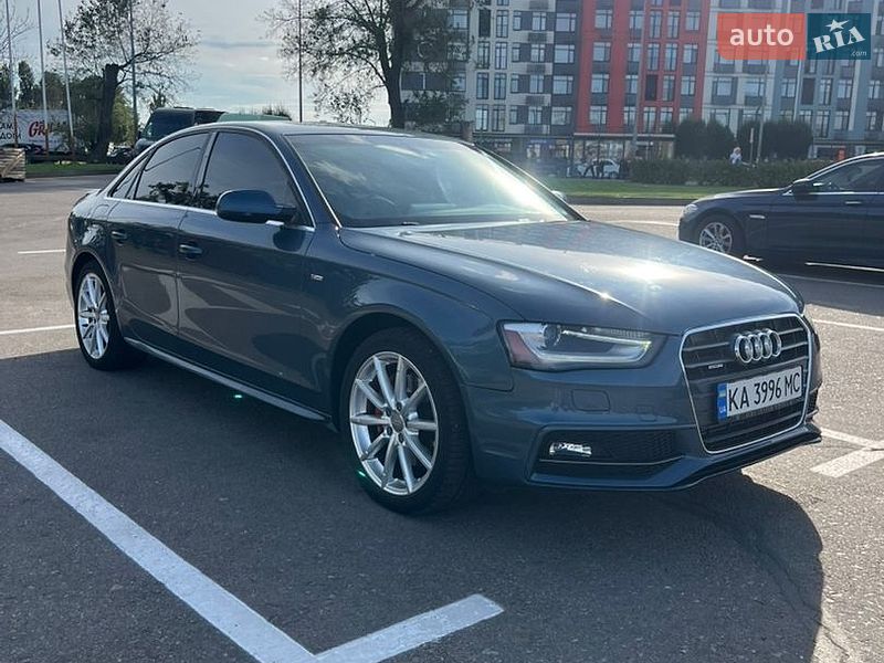 Седан Audi A4 2015 в Киеве