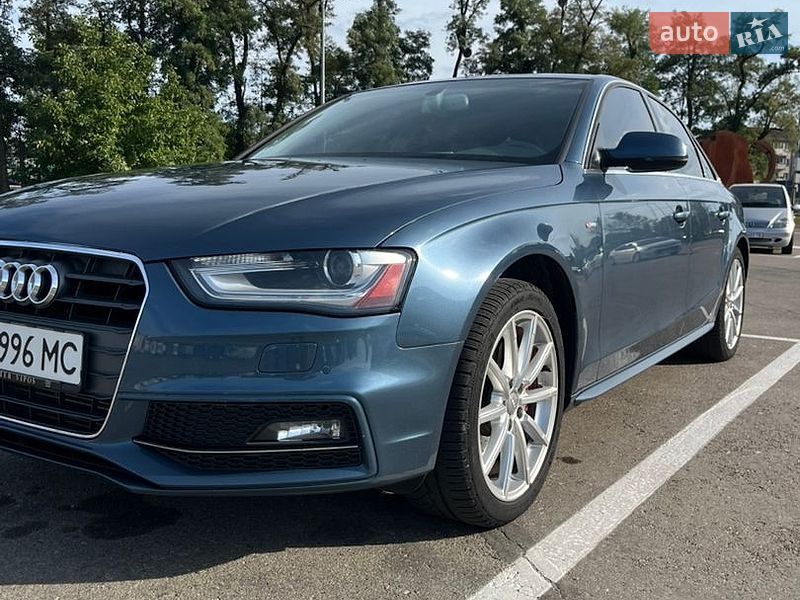 Седан Audi A4 2015 в Киеве