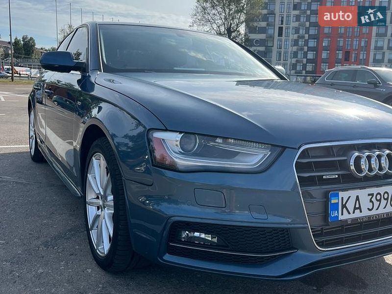 Седан Audi A4 2015 в Киеве