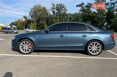 Седан Audi A4 2015 в Киеве