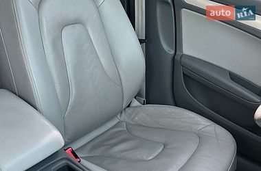 Седан Audi A4 2015 в Киеве