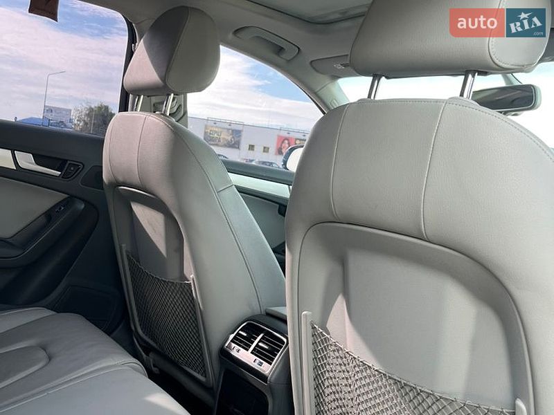 Седан Audi A4 2015 в Киеве