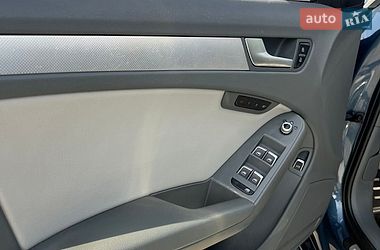 Седан Audi A4 2015 в Киеве