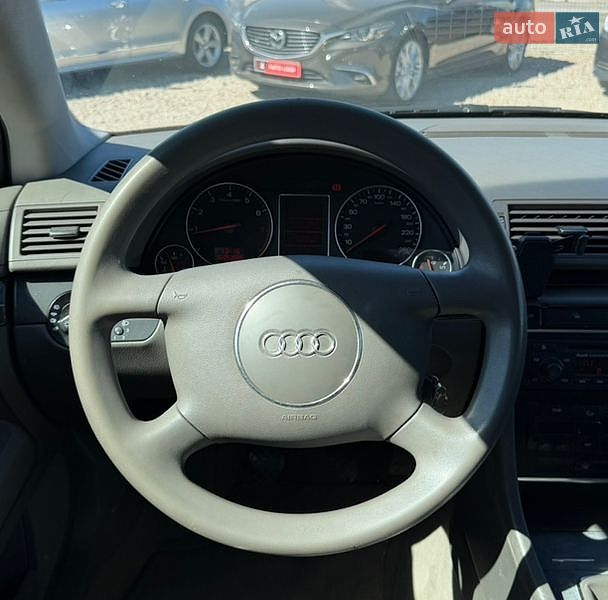 Седан Audi A4 2001 в Кропивницькому