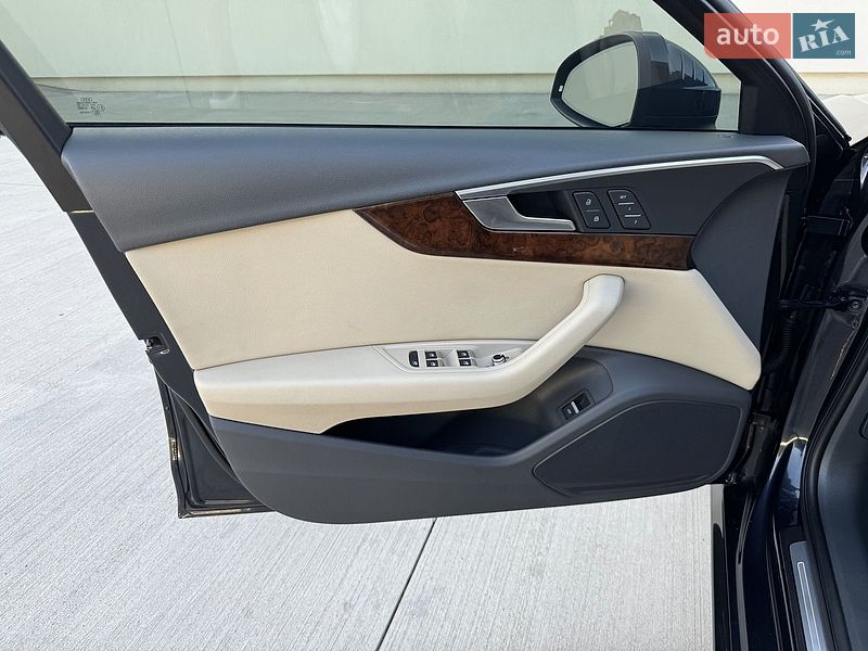 Седан Audi A4 2018 в Луцьку