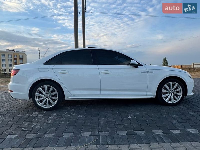 Седан Audi A4 2018 в Одессе
