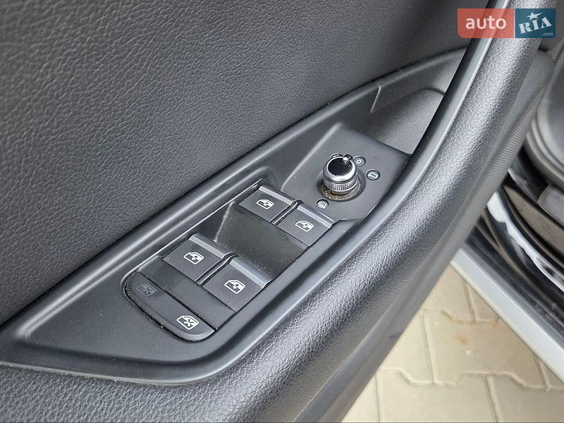 Универсал Audi A4 2019 в Хмельницком
