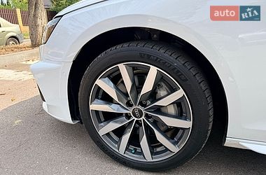 Седан Audi A4 2021 в Харькове