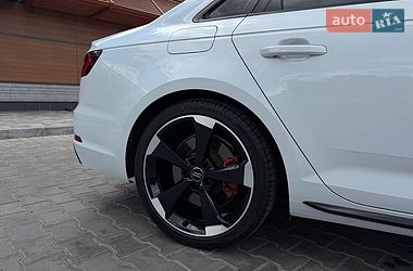 Седан Audi A4 2018 в Кривому Розі