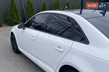 Седан Audi A4 2016 в Любешове