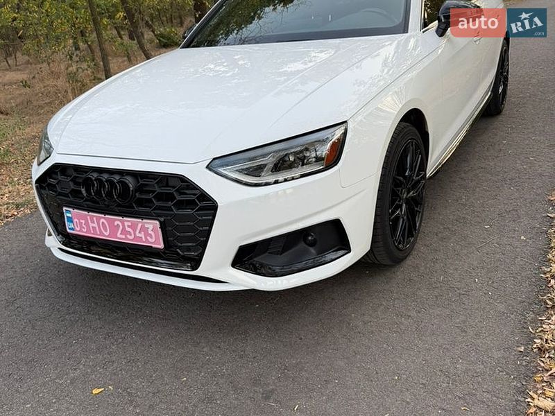 Седан Audi A4 2020 в Днепре