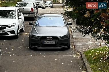 Седан Audi A4 2012 в Тернополі