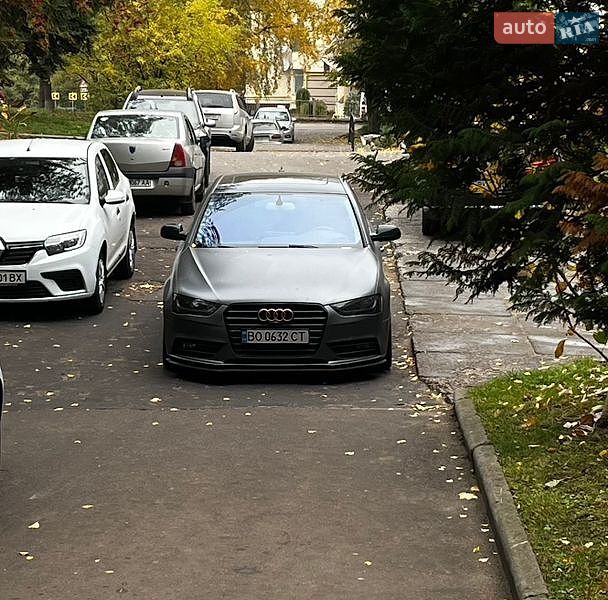 Седан Audi A4 2012 в Тернополі