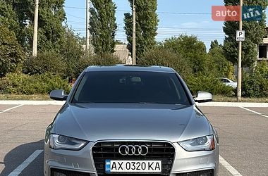Седан Audi A4 2015 в Кременчуге