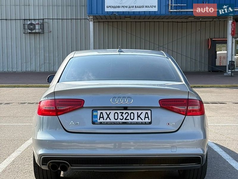 Седан Audi A4 2015 в Кременчуці