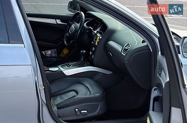 Седан Audi A4 2015 в Кременчуці