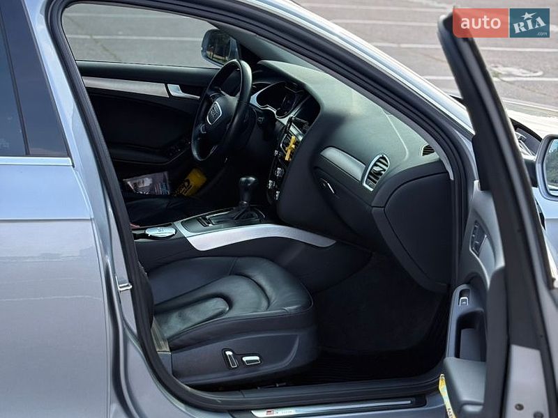 Седан Audi A4 2015 в Кременчуці