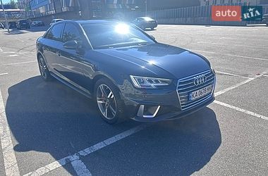Седан Audi A4 2015 в Києві