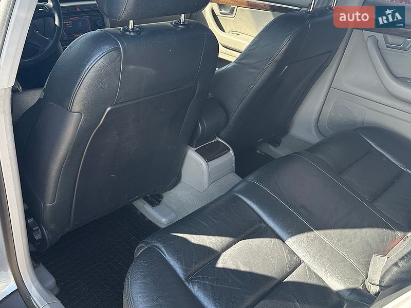 Седан Audi A4 2005 в Запорожье