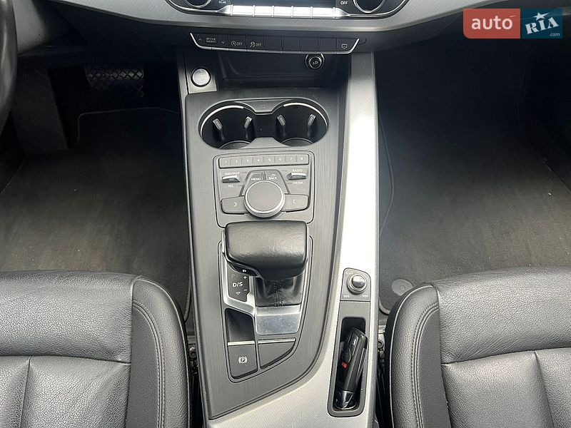 Седан Audi A4 2016 в Києві