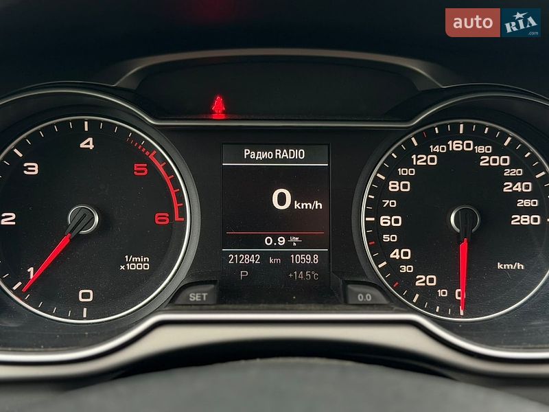 Седан Audi A4 2013 в Києві