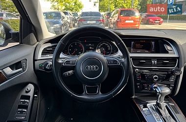 Седан Audi A4 2012 в Киеве