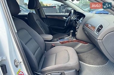 Седан Audi A4 2012 в Киеве
