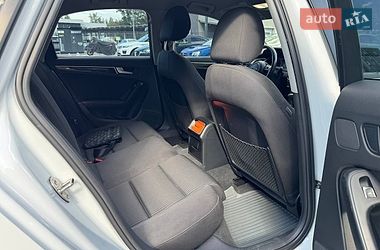 Седан Audi A4 2012 в Киеве
