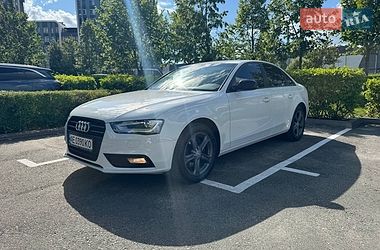 Седан Audi A4 2012 в Киеве
