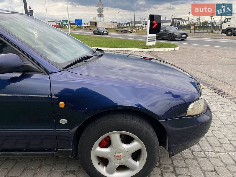 Седан Audi A4 1996 в Львове