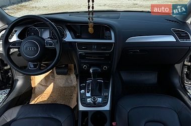 Седан Audi A4 2015 в Дніпрі