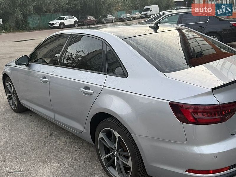 Седан Audi A4 2019 в Києві