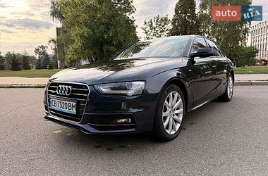 Седан Audi A4 2014 в Чернігові